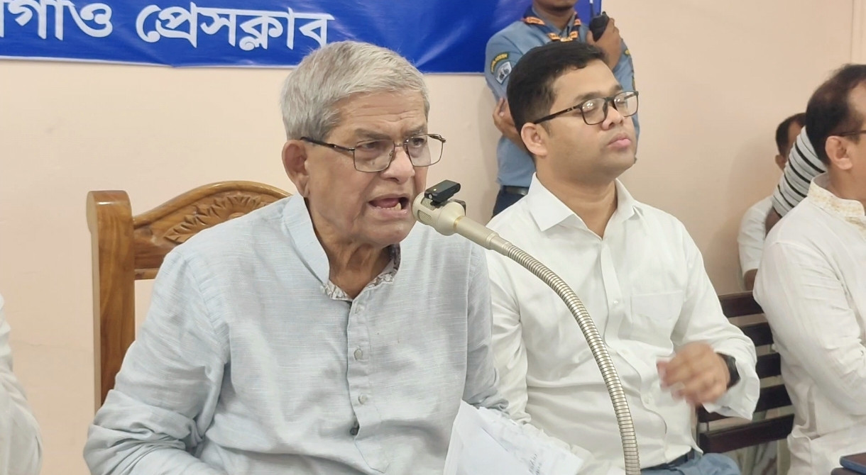 রাজনীতিবিদদের ভুল তুলে ধরে সঠিক পথ দেখানো সাংবাদিকদের দায়িত্ব: মির্জা ফখরুল