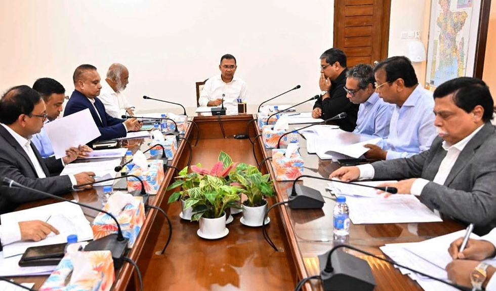 ডেঙ্গু প্রতিরোধে দেশজুড়ে পরিচ্ছন্নতা কার্যক্রম জোরদারের নির্দেশ প্রধানমন্ত্রীর