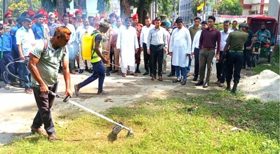 ভেড়ামারায় ডেঙ্গু প্রতিরোধে পরিচ্ছন্নতা অভিযান