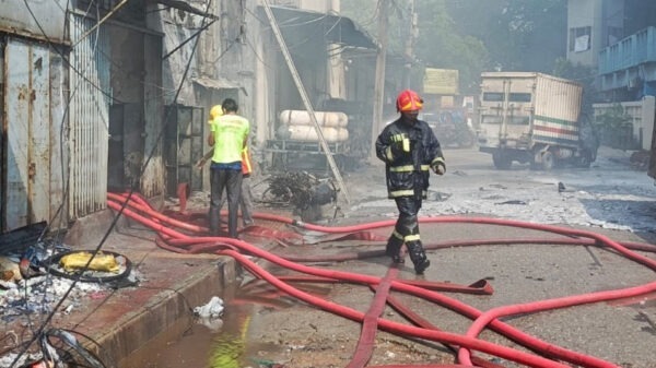 মিরপুরে প্রিন্টিং কারখানায় ভয়াবহ অগ্নিকাণ্ডে ৯ জনের মৃত্যু