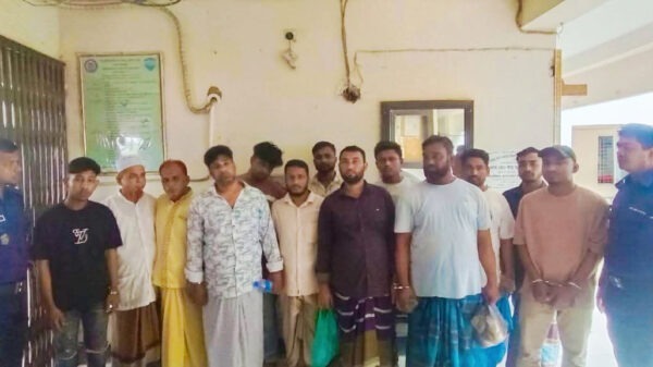 দেবিদ্বারে আওয়ামীলীগের ঝটিকা মিছিলের পর ১৩ নেতাকর্মী গ্রেপ্তার