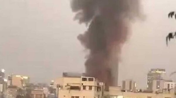 কড়াইল বস্তিতে ভয়াবহ আগুন, নিয়ন্ত্রণে ফায়ার সার্ভিসের ৭ ইউনিট