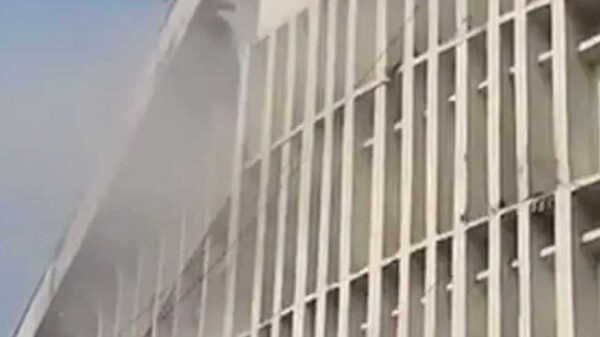 বাংলাদেশ মেডিক্যাল বিশ্ববিদ্যালয়ে আগুন