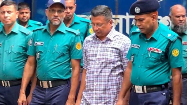 শেখ হাসিনার মামলায় রাজসাক্ষী মামুনকে ট্রাইব্যুনালে হাজির