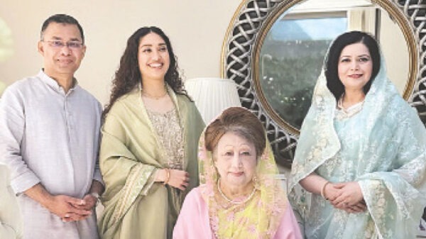 তারেক রহমানের দেশে ফেরার প্রতীক্ষা তুঙ্গে