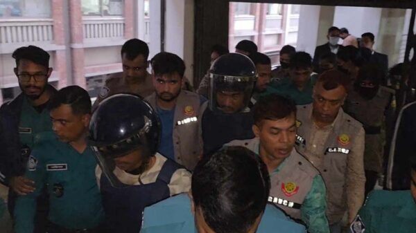 ফিলিপ দুজনকে সীমান্ত পার করে দিয়েছে : আদালতে সিবিউন