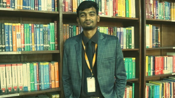 মানুষ আবার মানবিকতার যুগে ফিরতে পারবে কি? 