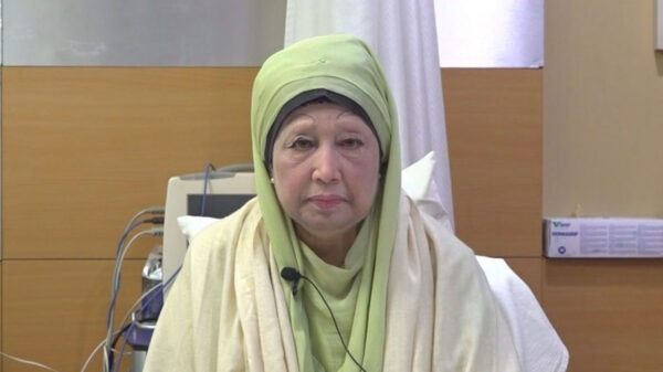 এবার খালেদা জিয়াকে নিয়ে সুখবর দিল মেডিকেল বোর্ড 